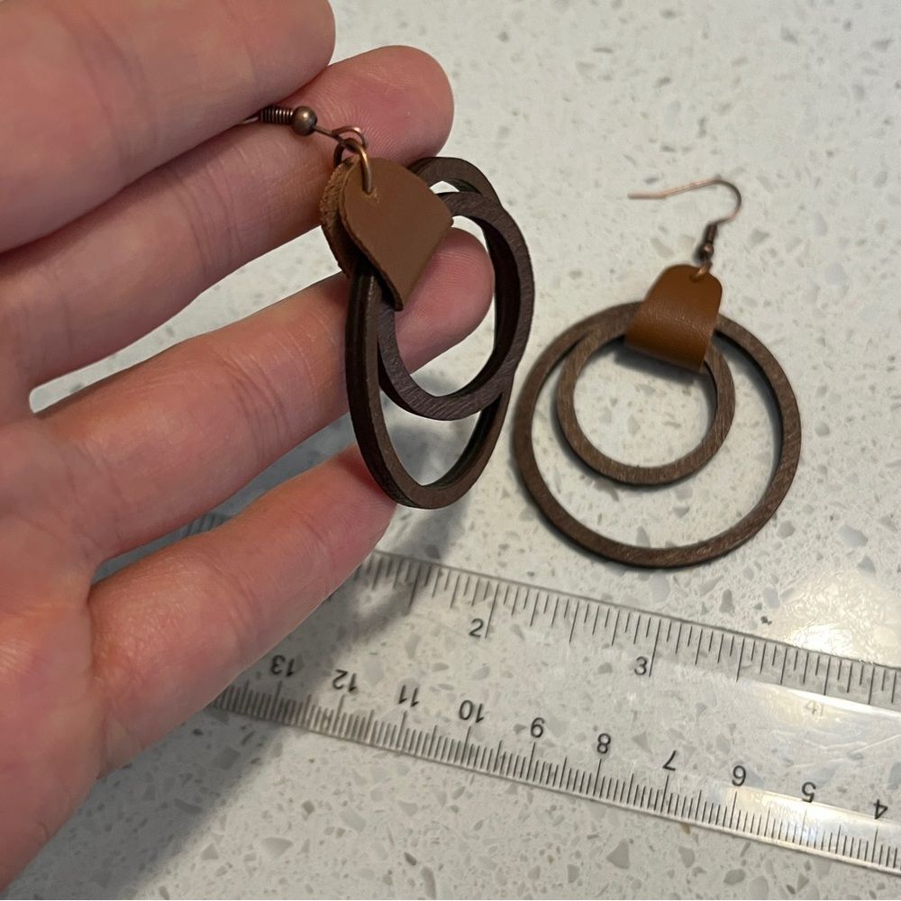 Brown and Tan Double Hoop Earrings - Picture 5 of 7